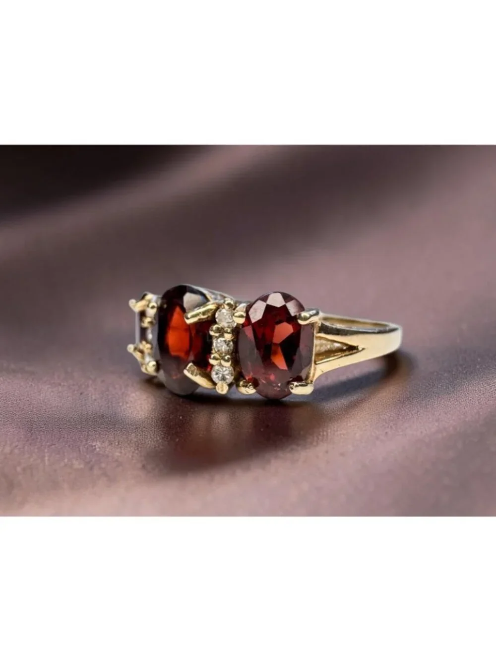 10K Gold Natural Indian Garnet & Diamond Ring 2cttw Three Stone Ring Size 4.5